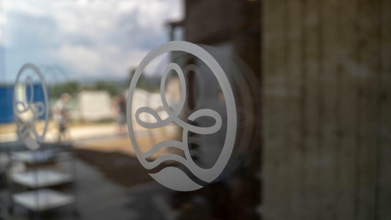 Donau Lodge 多瑙河畔伊比斯 外观 照片